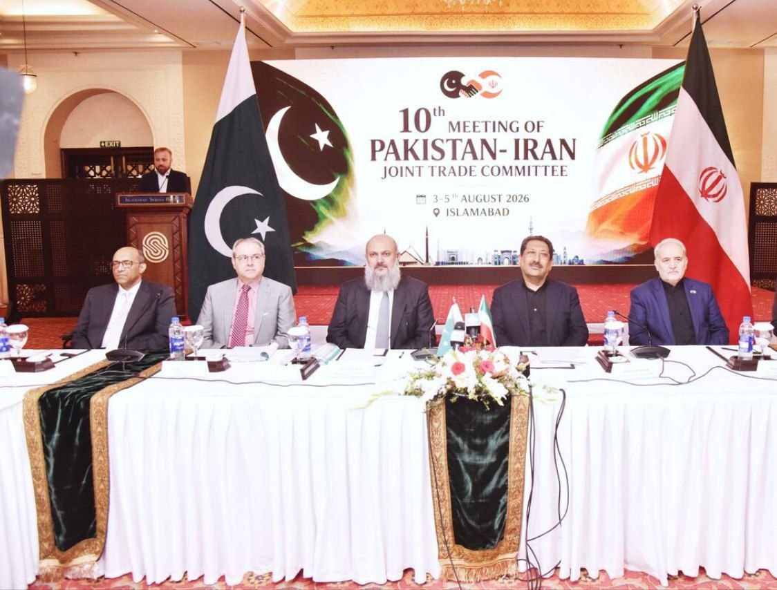 اتابک در اسلام‌آباد: پاکستان شریک است استراتژیک و بلند مدت ایران است