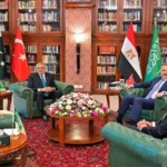 دعوت فیدان از وزیر خارجه پاکستان برای نشست چهارجانبه استانبول