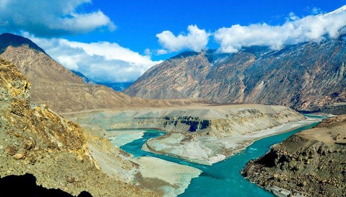 دیوان داوری لاهه طرحهای آبی هند در کشمیر را تعلیق کرد