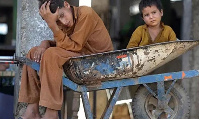 آغاز طرح شناسایی و جذب کودکان بازمانده از تحصیل در خیبرپختونخواه