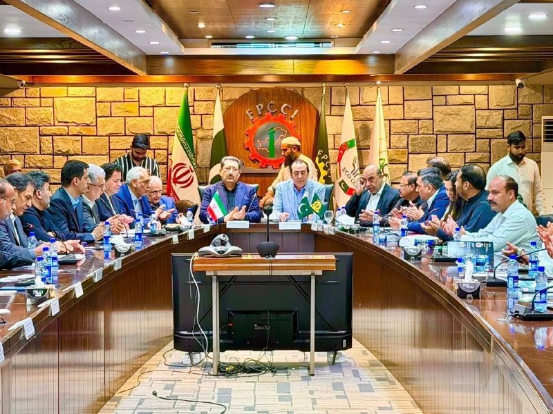 گام بلند تهران و اسلام‌آباد برای ارتقای روابط اقتصادی/ اتابک: زیرساخت‌های تجاری، بانکی و حمل‌ونقلی ایران و پاکستان تقویت می‌شود