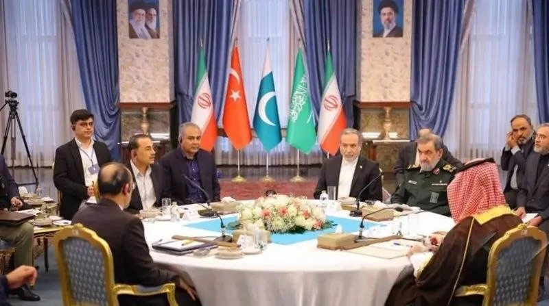 دیپلماسی چهارجانبه در تهران؛ آیا «پیمان مکه» موازنهٔ امنیتی منطقه را تغییر می‌دهد؟