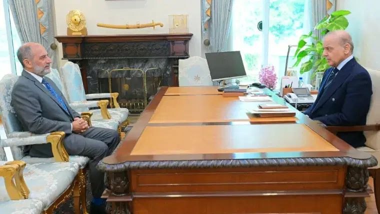دیدار نخست ‌وزیر پاکستان با دبیرکل ائتلاف دفاعی مکه و تاکید بر حمایت از امنیت عربستان