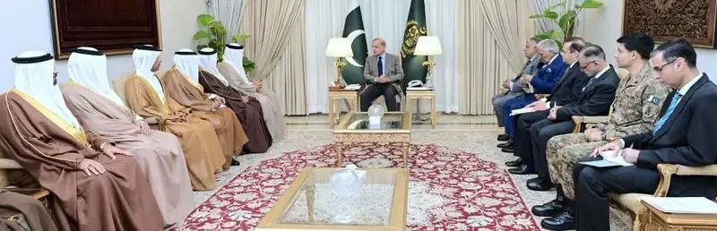 دیدار وزیر خارجه بحرین با نخست ‌وزیر پاکستان